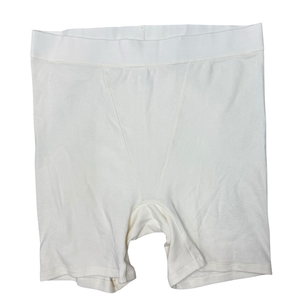 SKIMS Boyfriend Boxer shorts in cream/off white -size large